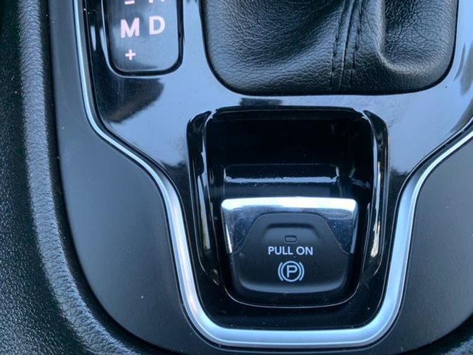 2019 Jeep Cherokee Limited 4x4, available for sale in Newark , New Jersey | Champion Used Auto Sales 2. Newark , New Jersey 2019 Jeep Cherokee Limited 4x4, available for sale in Newark , New Jersey | Champion Used Auto Sales 2. Newark , New Jersey