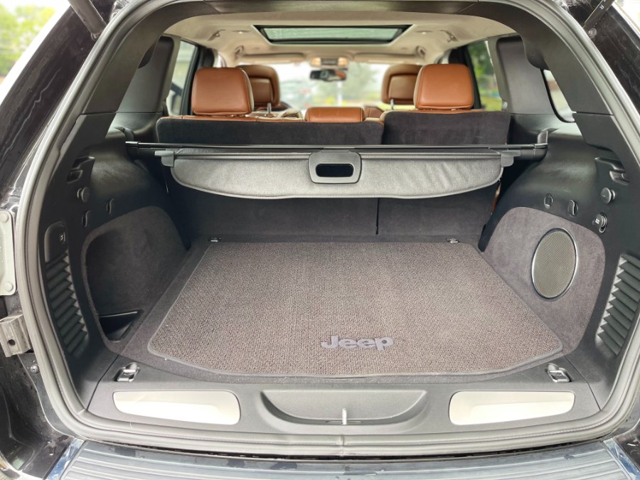 2016 Jeep Grand Cherokee 4WD 4dr Summit, available for sale in Lowell, Massachusetts | Revolution Motors . Lowell, Massachusetts 2016 Jeep Grand Cherokee 4WD 4dr Summit, available for sale in Lowell, Massachusetts | Revolution Motors . Lowell, Massachusetts