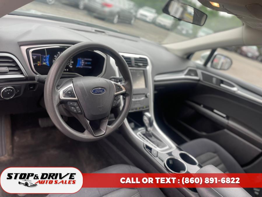 2013 Ford Fusion 4dr Sdn SE FWD, available for sale in East Windsor, Connecticut | Stop & Drive Auto Sales. East Windsor, Connecticut 2013 Ford Fusion 4dr Sdn SE FWD, available for sale in East Windsor, Connecticut | Stop & Drive Auto Sales. East Windsor, Connecticut