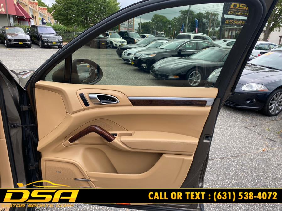 2013 Porsche Cayenne AWD 4dr Tiptronic, available for sale in Commack, New York | DSA Motor Sports Corp. Commack, New York 2013 Porsche Cayenne AWD 4dr Tiptronic, available for sale in Commack, New York | DSA Motor Sports Corp. Commack, New York
