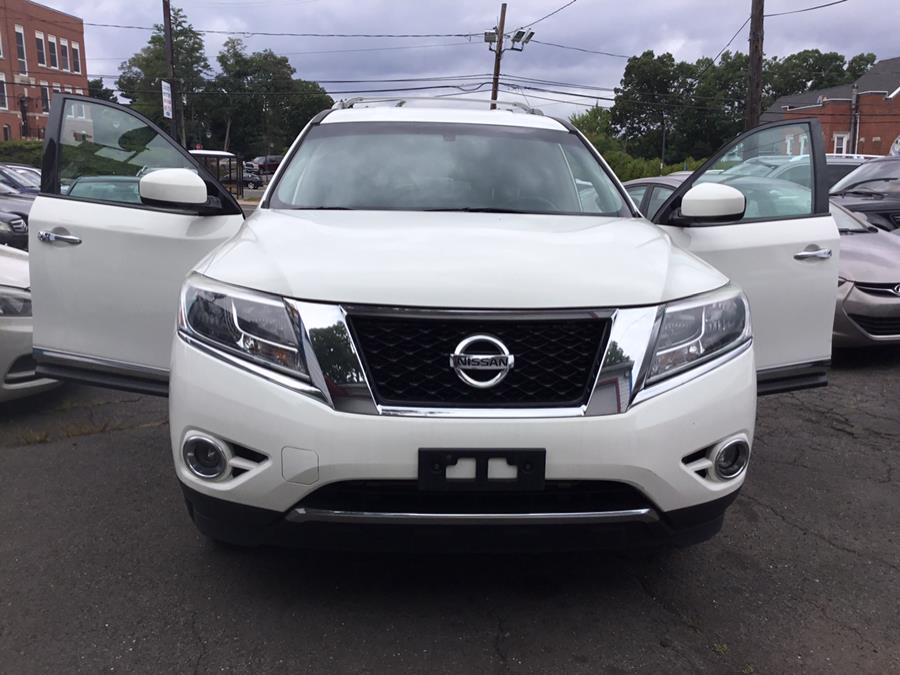 Used Nissan Pathfinder 4WD 4dr SL 2015 | Liberty Motors. Manchester, Connecticut Used Nissan Pathfinder 4WD 4dr SL 2015 | Liberty Motors. Manchester, Connecticut