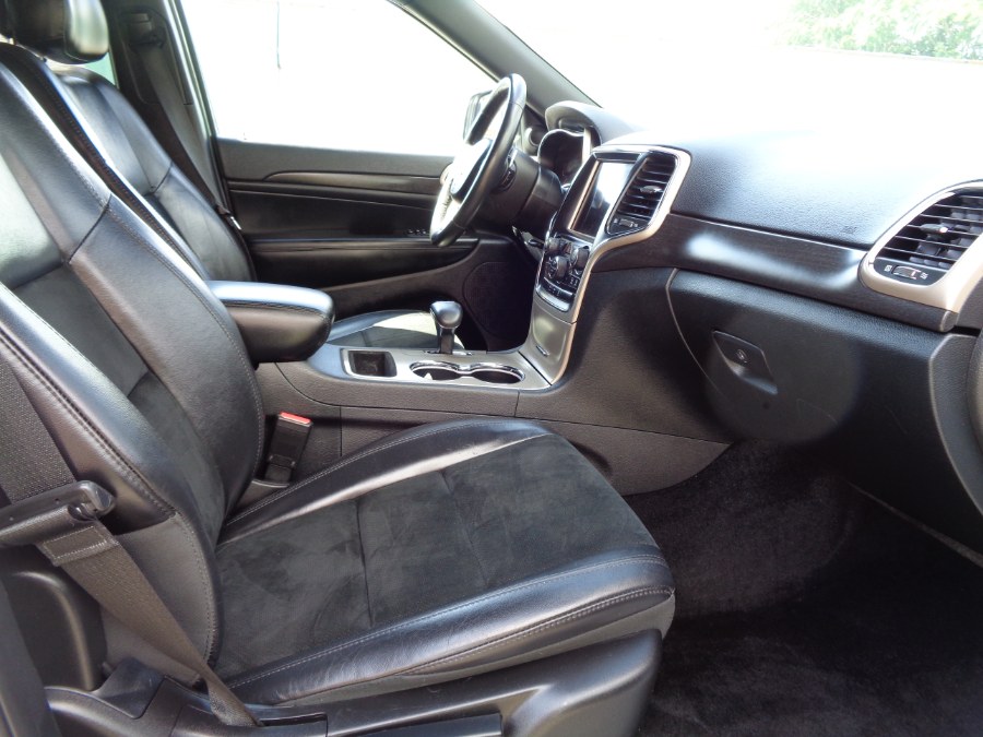 2015 Jeep Grand Cherokee 4WD 4dr Altitude, available for sale in Valley Stream, New York | NY Auto Traders. Valley Stream, New York 2015 Jeep Grand Cherokee 4WD 4dr Altitude, available for sale in Valley Stream, New York | NY Auto Traders. Valley Stream, New York