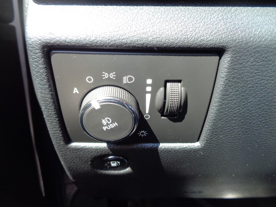 2015 Jeep Grand Cherokee 4WD 4dr Altitude, available for sale in Valley Stream, New York | NY Auto Traders. Valley Stream, New York 2015 Jeep Grand Cherokee 4WD 4dr Altitude, available for sale in Valley Stream, New York | NY Auto Traders. Valley Stream, New York