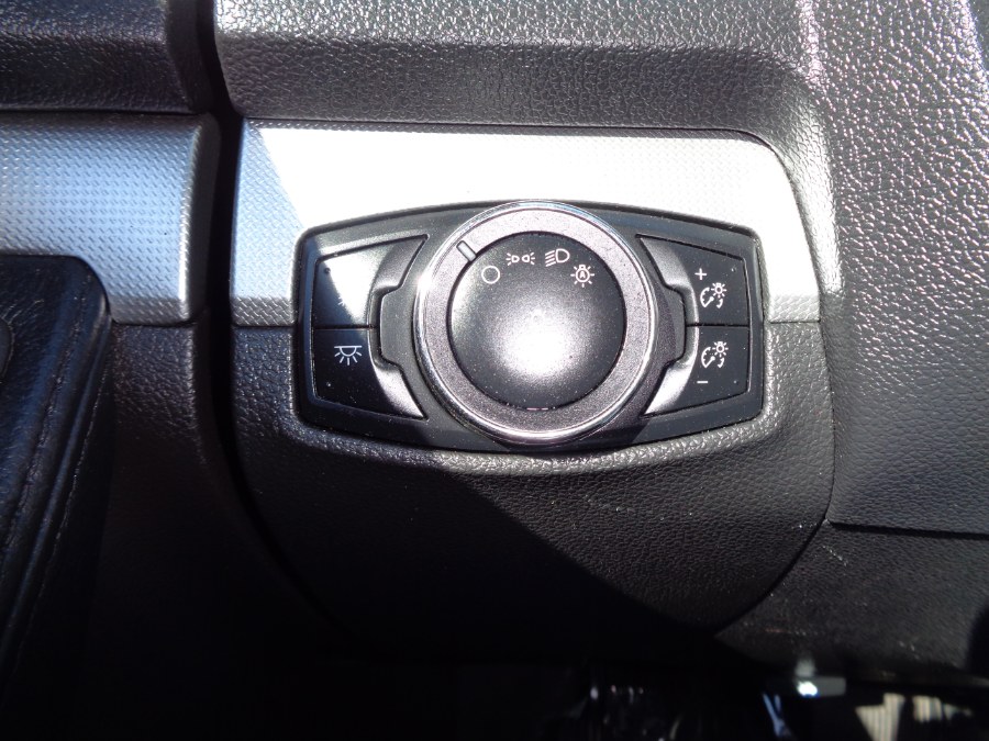 Used Ford Explorer 4WD 4dr XLT 2014 | NY Auto Traders. Valley Stream, New York Used Ford Explorer 4WD 4dr XLT 2014 | NY Auto Traders. Valley Stream, New York