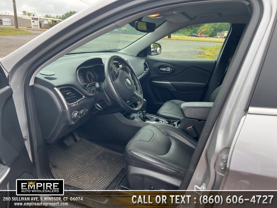 Used Jeep Cherokee Limited 4x4 2019 | Empire Auto Wholesalers. S.Windsor, Connecticut Used Jeep Cherokee Limited 4x4 2019 | Empire Auto Wholesalers. S.Windsor, Connecticut