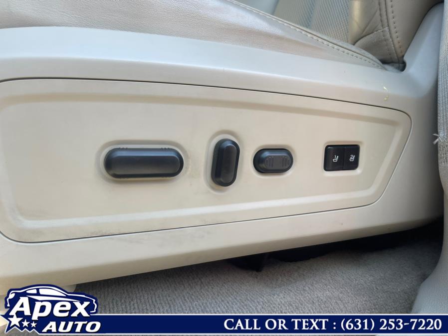 Used Lincoln Navigator L 4WD 4dr 2013 | Apex Auto. Selden, New York Used Lincoln Navigator L 4WD 4dr 2013 | Apex Auto. Selden, New York