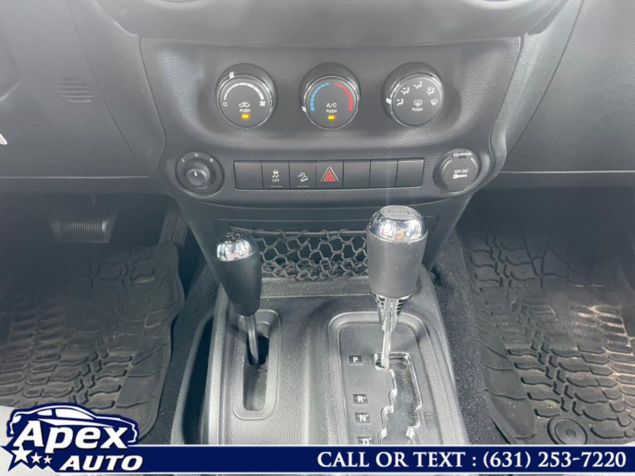 Used Jeep Wrangler Unlimited 4WD 4dr Sport 2016 | Apex Auto. Selden, New York Used Jeep Wrangler Unlimited 4WD 4dr Sport 2016 | Apex Auto. Selden, New York
