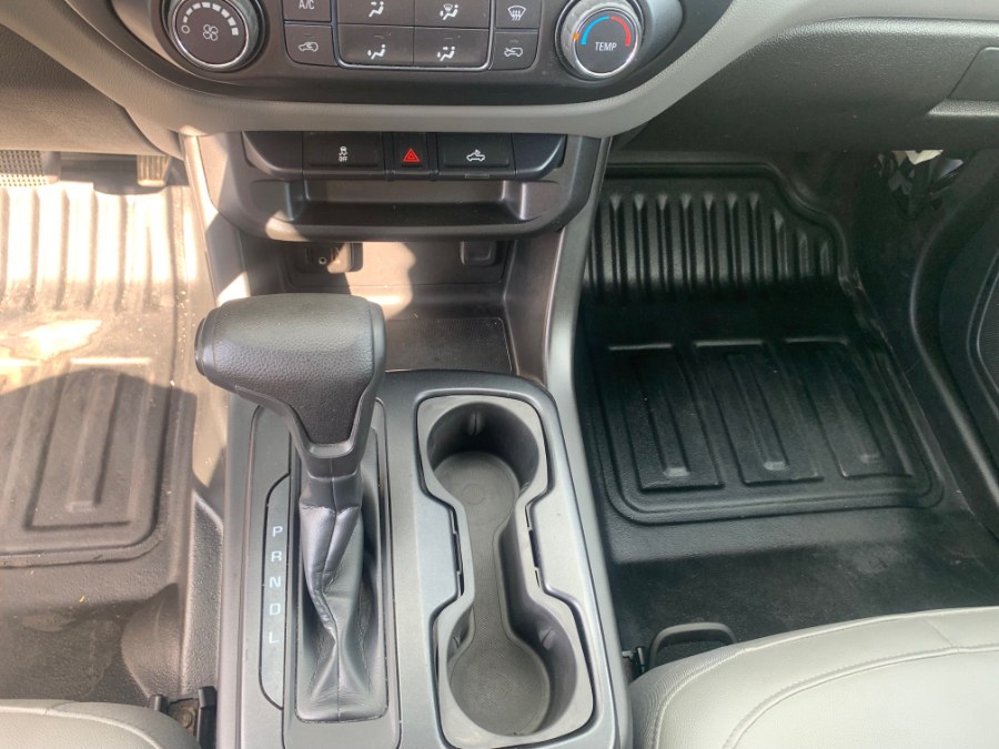 Used Chevrolet Colorado 2WD Ext Cab 128.3" Base 2019 | Car Valley Group. Jersey City, New Jersey Used Chevrolet Colorado 2WD Ext Cab 128.3" Base 2019 | Car Valley Group. Jersey City, New Jersey