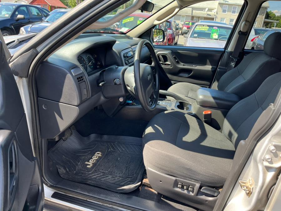 Used Jeep Grand Cherokee 4dr Laredo 4WD 2004 | CT Car Co LLC. East Windsor, Connecticut Used Jeep Grand Cherokee 4dr Laredo 4WD 2004 | CT Car Co LLC. East Windsor, Connecticut