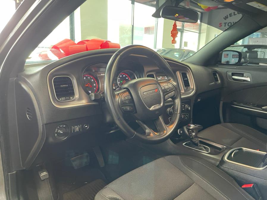 Used Dodge Charger SXT RWD 2019 | 5 Towns Drive. Inwood, New York Used Dodge Charger SXT RWD 2019 | 5 Towns Drive. Inwood, New York
