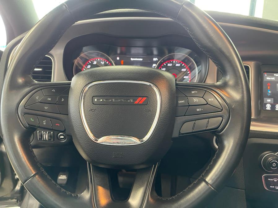 Used Dodge Charger SXT RWD 2019 | 5 Towns Drive. Inwood, New York Used Dodge Charger SXT RWD 2019 | 5 Towns Drive. Inwood, New York