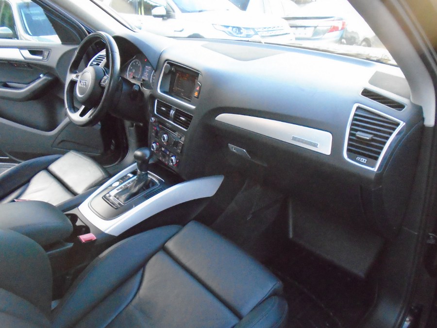 2014 Audi Q5 quattro 4dr 2.0T Premium Plus, available for sale in Waterbury, Connecticut | Jim Juliani Motors. Waterbury, Connecticut