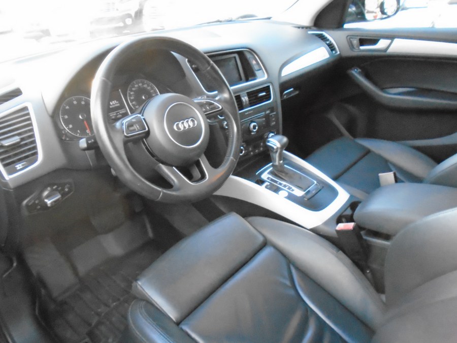 2014 Audi Q5 quattro 4dr 2.0T Premium Plus, available for sale in Waterbury, Connecticut | Jim Juliani Motors. Waterbury, Connecticut
