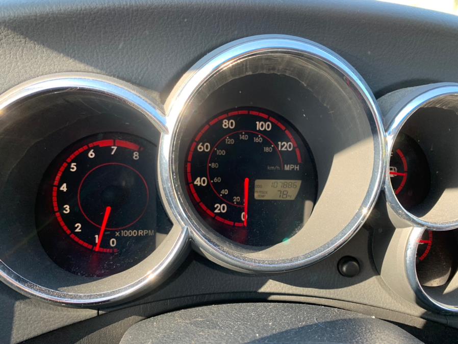 2004 Toyota Matrix 5dr Wgn XR Auto, available for sale in Copiague, New York | Great Buy Auto Sales. Copiague, New York 2004 Toyota Matrix 5dr Wgn XR Auto, available for sale in Copiague, New York | Great Buy Auto Sales. Copiague, New York
