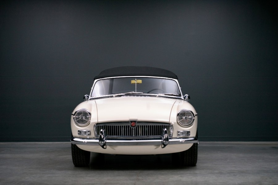 Used MG B 2 Door Convertible 1965 | Meccanic Shop North Inc. North Salem, New York Used MG B 2 Door Convertible 1965 | Meccanic Shop North Inc. North Salem, New York