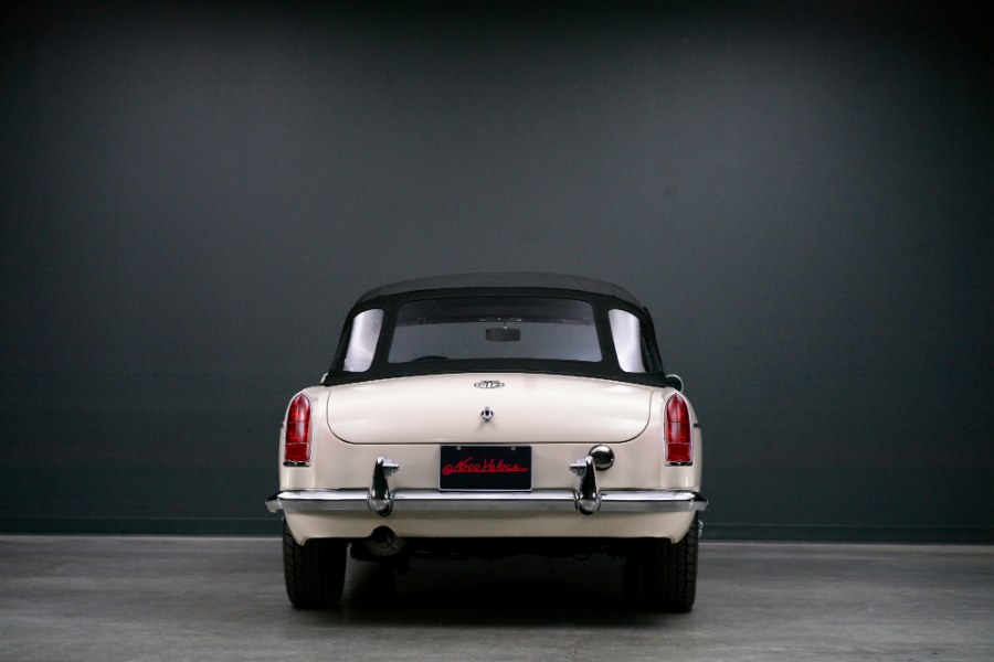 Used MG B 2 Door Convertible 1965 | Meccanic Shop North Inc. North Salem, New York Used MG B 2 Door Convertible 1965 | Meccanic Shop North Inc. North Salem, New York