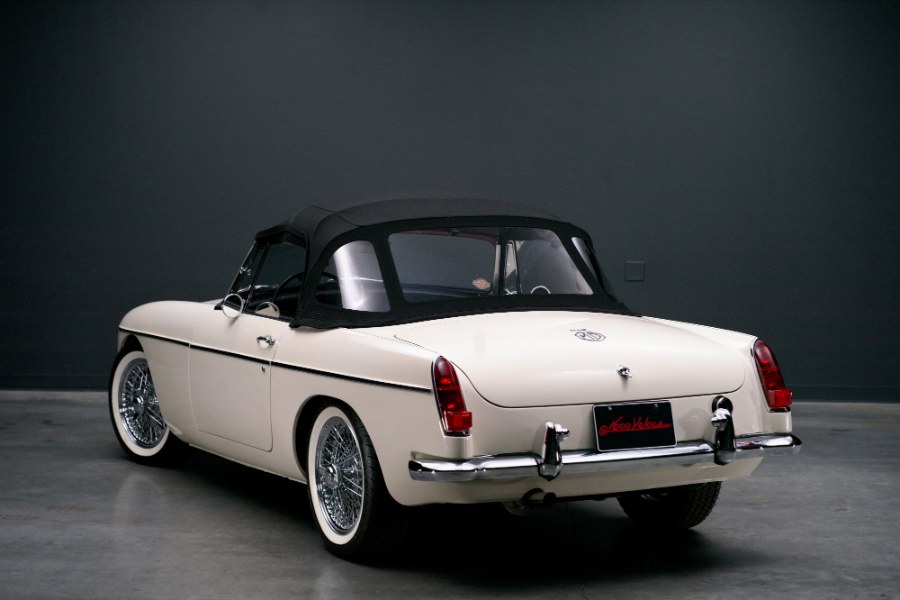 Used MG B 2 Door Convertible 1965 | Meccanic Shop North Inc. North Salem, New York Used MG B 2 Door Convertible 1965 | Meccanic Shop North Inc. North Salem, New York