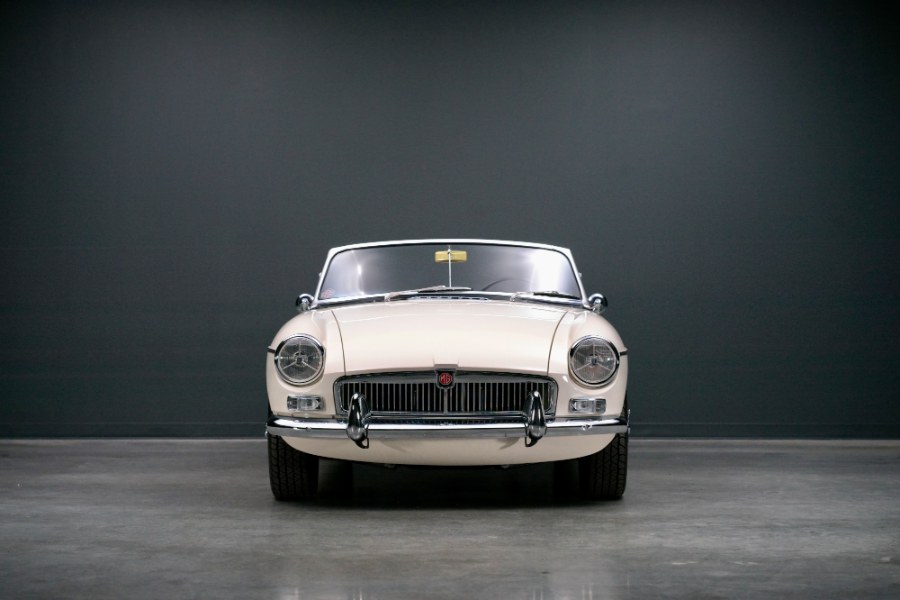 Used MG B 2 Door Convertible 1965 | Meccanic Shop North Inc. North Salem, New York Used MG B 2 Door Convertible 1965 | Meccanic Shop North Inc. North Salem, New York