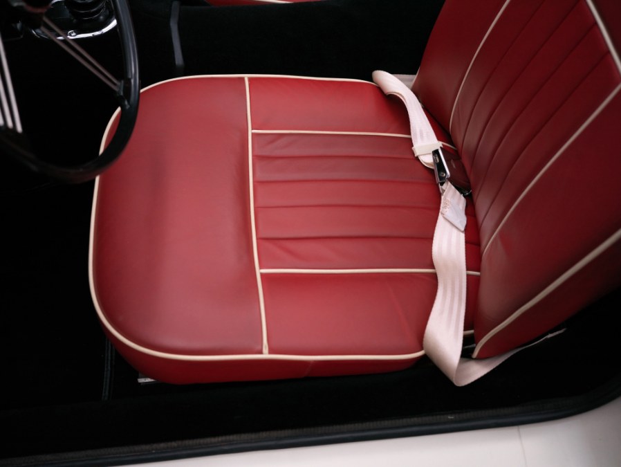 Used MG B 2 Door Convertible 1965 | Meccanic Shop North Inc. North Salem, New York Used MG B 2 Door Convertible 1965 | Meccanic Shop North Inc. North Salem, New York
