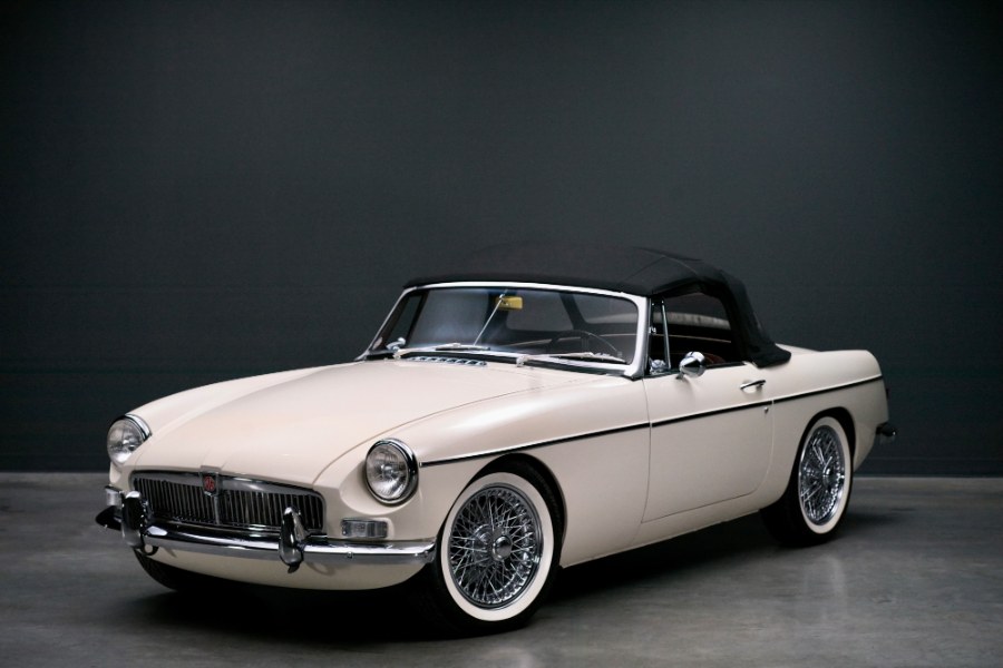 Used MG B 2 Door Convertible 1965 | Meccanic Shop North Inc. North Salem, New York Used MG B 2 Door Convertible 1965 | Meccanic Shop North Inc. North Salem, New York