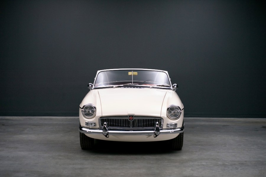 Used MG B 2 Door Convertible 1965 | Meccanic Shop North Inc. North Salem, New York Used MG B 2 Door Convertible 1965 | Meccanic Shop North Inc. North Salem, New York