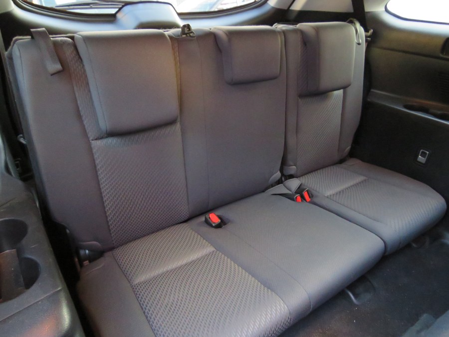 2019 Toyota Highlander LE AWD 7 Passenger, available for sale in Middle Village, New York | Road Masters II INC. Middle Village, New York 2019 Toyota Highlander LE AWD 7 Passenger, available for sale in Middle Village, New York | Road Masters II INC. Middle Village, New York