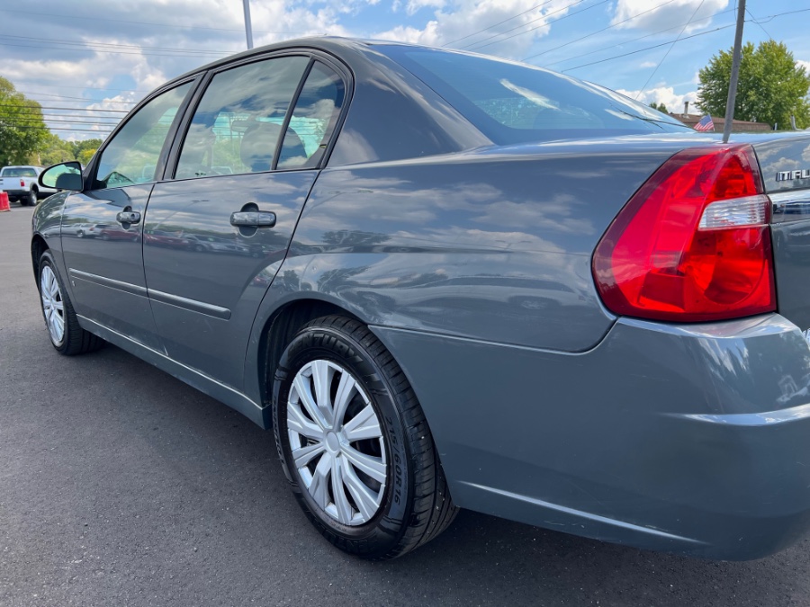 Used Chevrolet Malibu Classic 4dr Sdn LT 2008 | Marsh Auto Sales LLC. Ortonville, Michigan Used Chevrolet Malibu Classic 4dr Sdn LT 2008 | Marsh Auto Sales LLC. Ortonville, Michigan