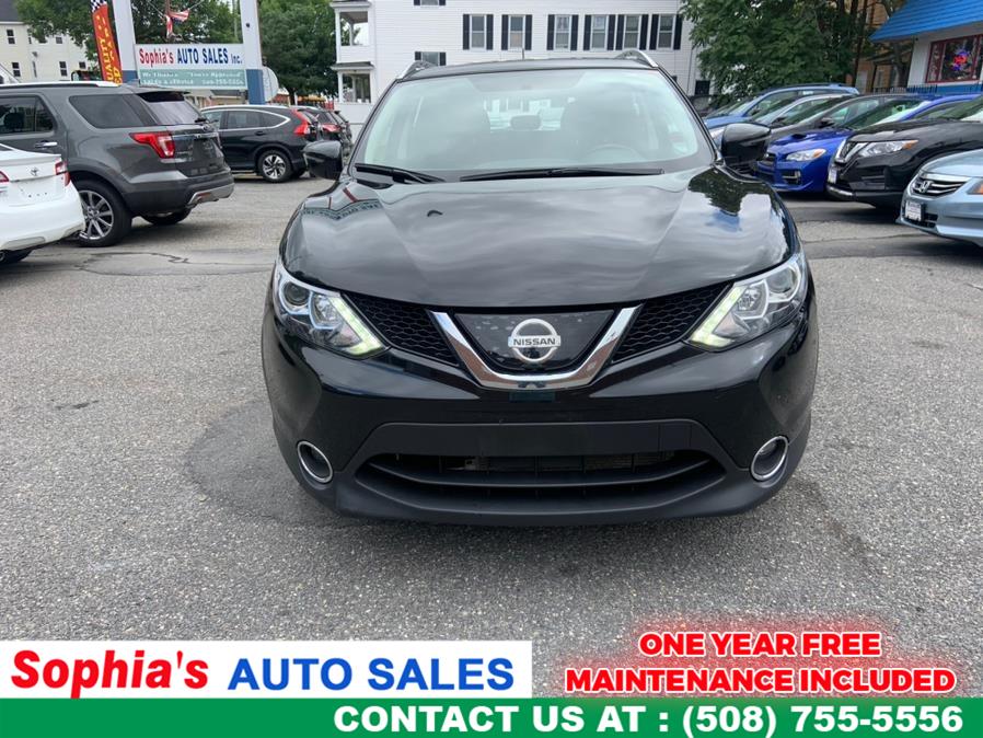 Used Nissan Rogue Sport 2018 AWD SV 2018 | Sophia's Auto Sales Inc. Worcester, Massachusetts