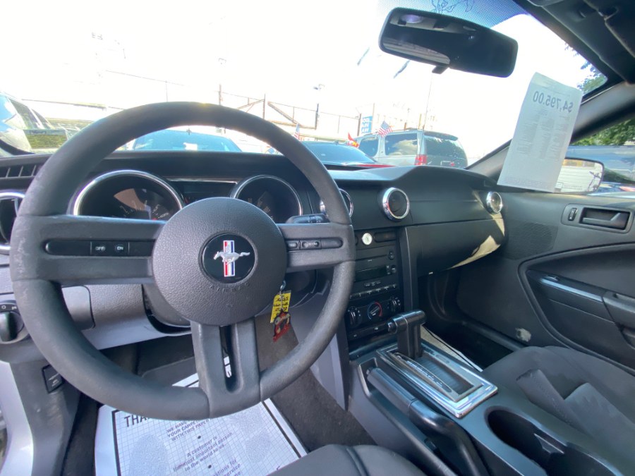 Used Ford Mustang 2dr Conv Deluxe 2007 | Wide World Inc. Brooklyn, New York Used Ford Mustang 2dr Conv Deluxe 2007 | Wide World Inc. Brooklyn, New York