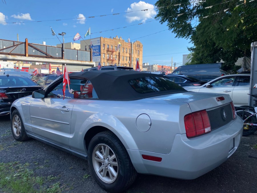Used Ford Mustang 2dr Conv Deluxe 2007 | Wide World Inc. Brooklyn, New York Used Ford Mustang 2dr Conv Deluxe 2007 | Wide World Inc. Brooklyn, New York