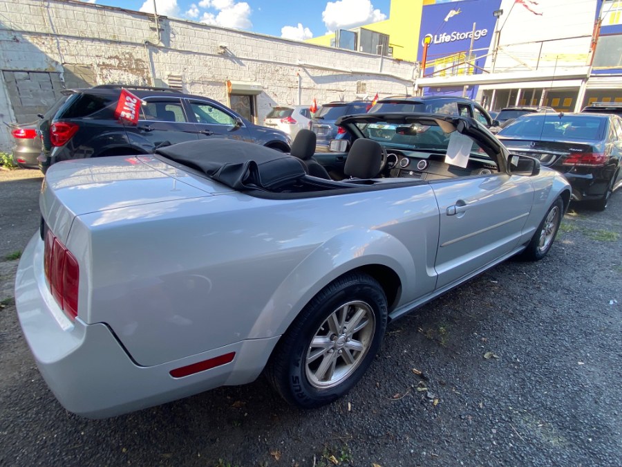 Used Ford Mustang 2dr Conv Deluxe 2007 | Wide World Inc. Brooklyn, New York Used Ford Mustang 2dr Conv Deluxe 2007 | Wide World Inc. Brooklyn, New York