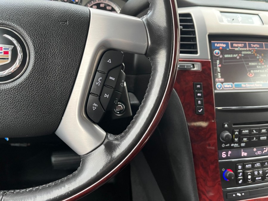 2011 Cadillac Escalade AWD 4dr Luxury, available for sale in Paterson, New Jersey | DZ Automall. Paterson, New Jersey 2011 Cadillac Escalade AWD 4dr Luxury, available for sale in Paterson, New Jersey | DZ Automall. Paterson, New Jersey