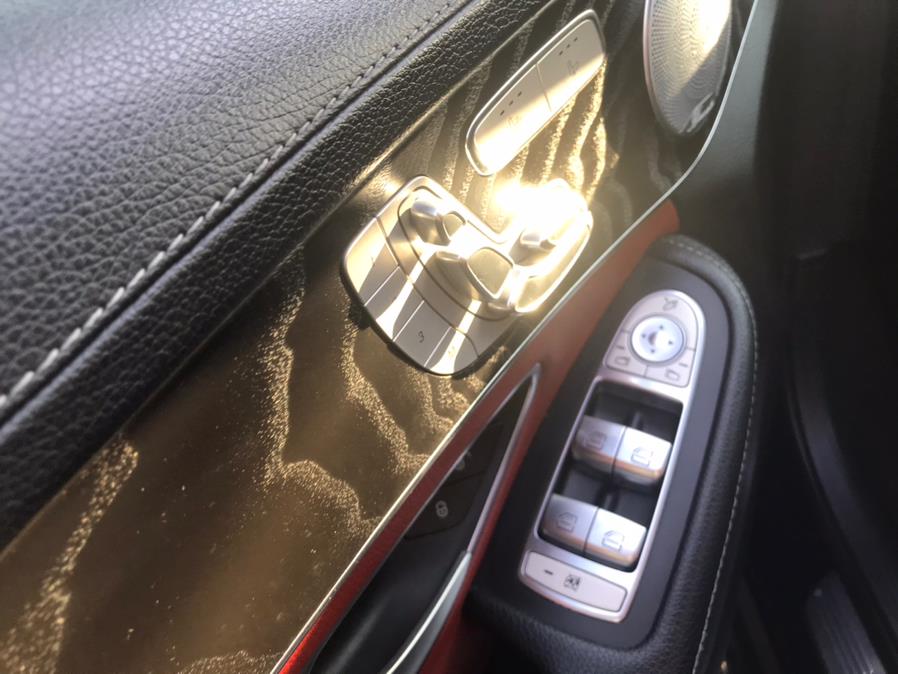 Used Mercedes-Benz C-Class 4dr Sdn C 300 Luxury 4MATIC 2015 | Car Valley Group. Jersey City, New Jersey Used Mercedes-Benz C-Class 4dr Sdn C 300 Luxury 4MATIC 2015 | Car Valley Group. Jersey City, New Jersey