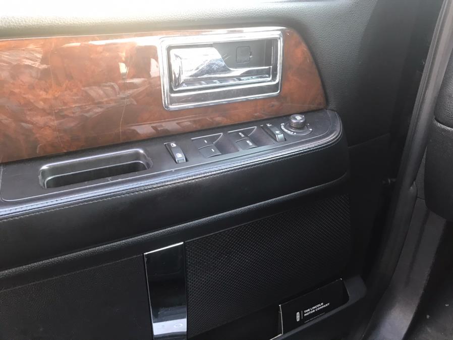 Used Lincoln Navigator L 4WD 4dr Select 2016 | Car Valley Group. Jersey City, New Jersey Used Lincoln Navigator L 4WD 4dr Select 2016 | Car Valley Group. Jersey City, New Jersey