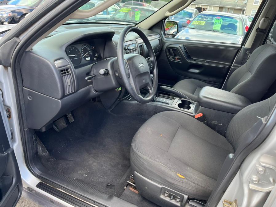 Used Jeep Grand Cherokee 4dr Laredo 4WD 2004 | CT Car Co LLC. East Windsor, Connecticut Used Jeep Grand Cherokee 4dr Laredo 4WD 2004 | CT Car Co LLC. East Windsor, Connecticut