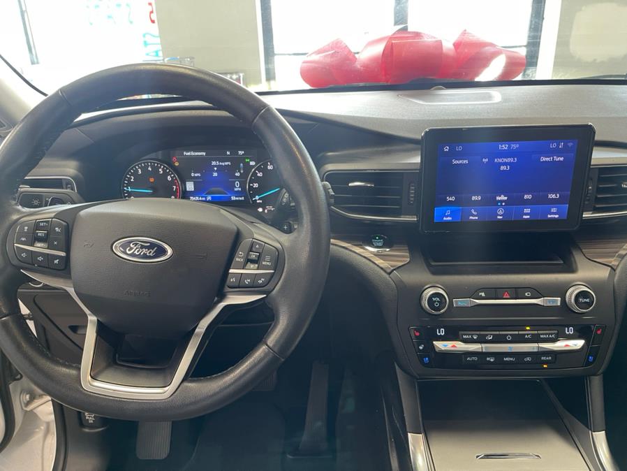 2020 Ford Explorer Limited 4WD, available for sale in Inwood, New York | 5 Towns Drive. Inwood, New York 2020 Ford Explorer Limited 4WD, available for sale in Inwood, New York | 5 Towns Drive. Inwood, New York