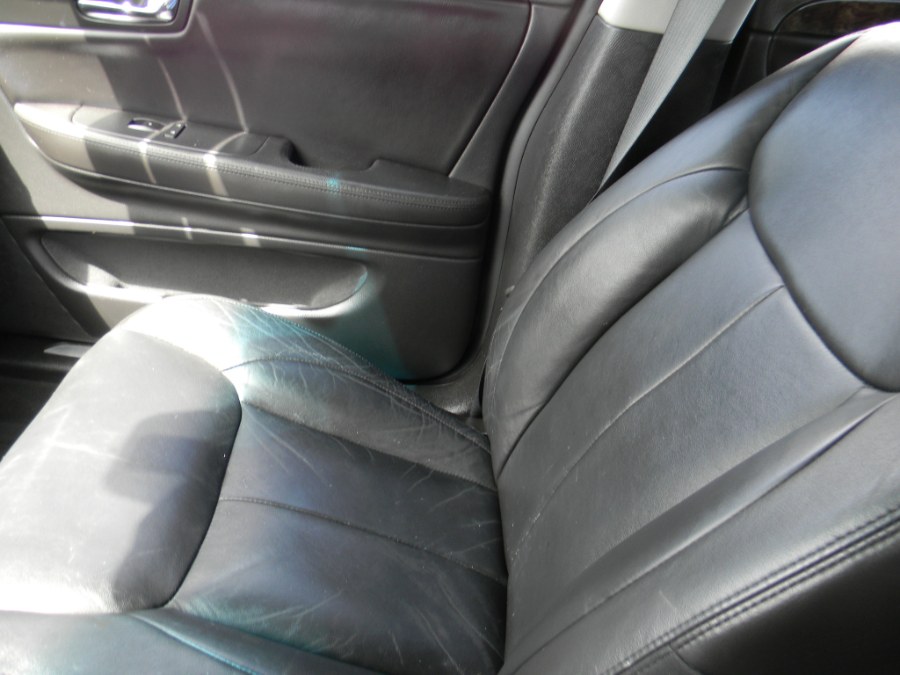 2010 Cadillac DTS 4dr Sdn w/1SH, available for sale in Southborough, Massachusetts | M&M Vehicles Inc dba Central Motors. Southborough, Massachusetts 2010 Cadillac DTS 4dr Sdn w/1SH, available for sale in Southborough, Massachusetts | M&M Vehicles Inc dba Central Motors. Southborough, Massachusetts