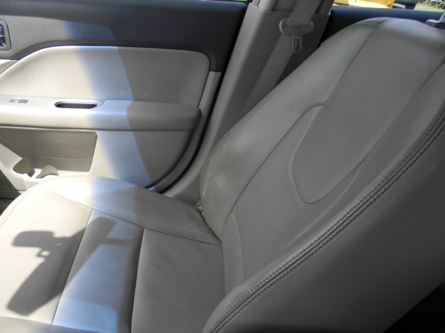 Used Ford Fusion 4dr Sdn SEL FWD 2012 | M&M Vehicles Inc dba Central Motors. Southborough, Massachusetts Used Ford Fusion 4dr Sdn SEL FWD 2012 | M&M Vehicles Inc dba Central Motors. Southborough, Massachusetts