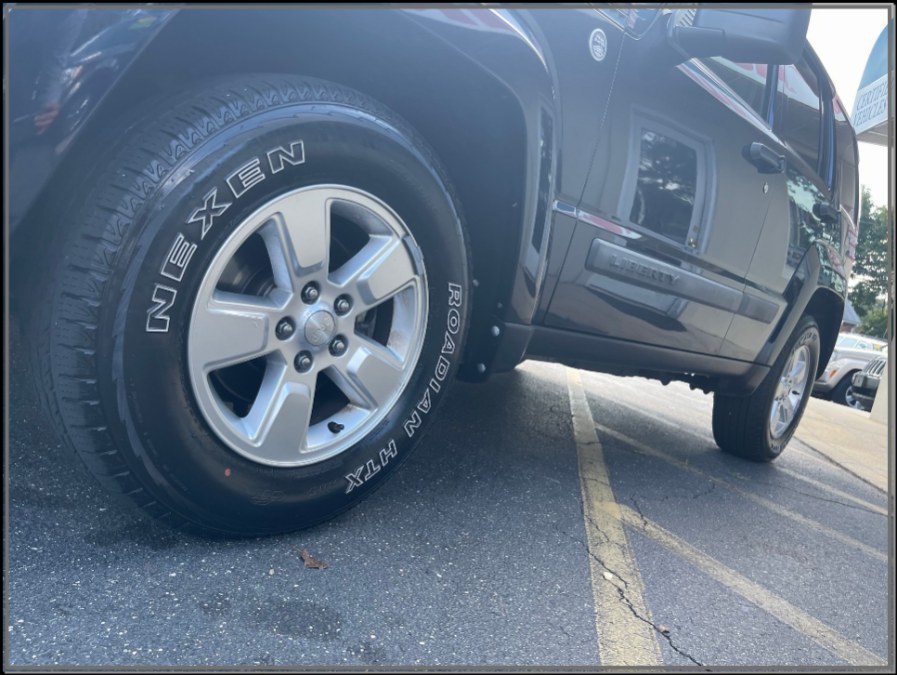 2011 Jeep Liberty 4WD 4dr Sport, available for sale in Huntington Station, New York | My Auto Inc.. Huntington Station, New York 2011 Jeep Liberty 4WD 4dr Sport, available for sale in Huntington Station, New York | My Auto Inc.. Huntington Station, New York