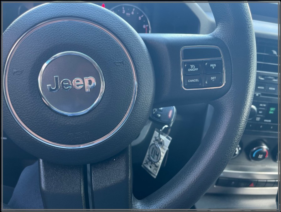2011 Jeep Liberty 4WD 4dr Sport, available for sale in Huntington Station, New York | My Auto Inc.. Huntington Station, New York 2011 Jeep Liberty 4WD 4dr Sport, available for sale in Huntington Station, New York | My Auto Inc.. Huntington Station, New York