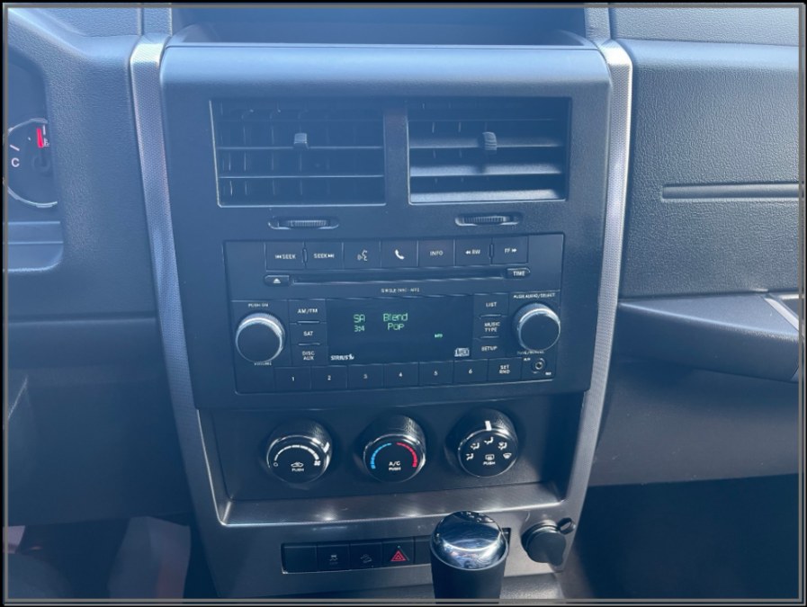 2011 Jeep Liberty 4WD 4dr Sport, available for sale in Huntington Station, New York | My Auto Inc.. Huntington Station, New York 2011 Jeep Liberty 4WD 4dr Sport, available for sale in Huntington Station, New York | My Auto Inc.. Huntington Station, New York