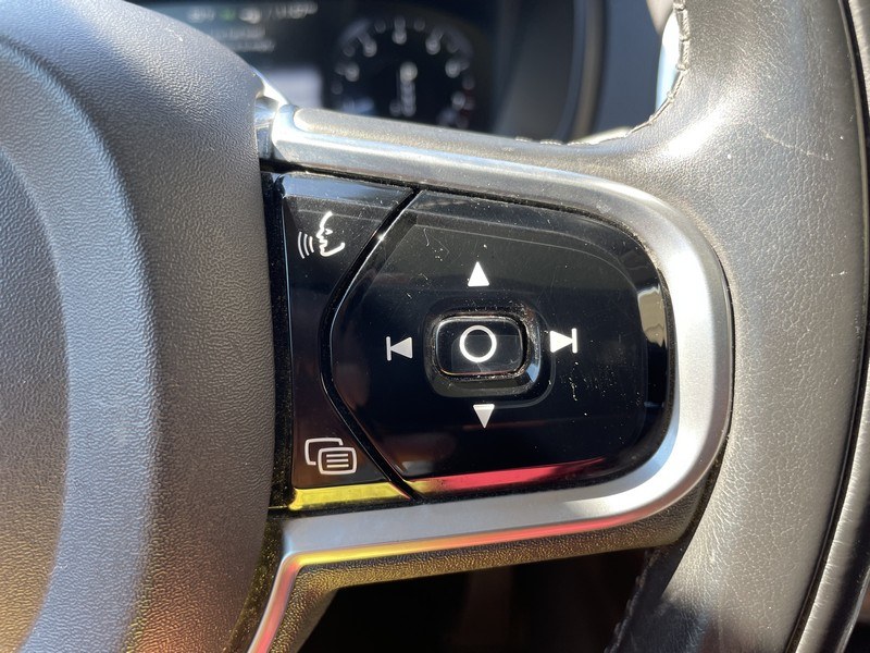 2017 Volvo XC90 T6 AWD 7-Passenger Momentum, available for sale in West Springfield, Massachusetts | Union Street Auto Sales. West Springfield, Massachusetts 2017 Volvo XC90 T6 AWD 7-Passenger Momentum, available for sale in West Springfield, Massachusetts | Union Street Auto Sales. West Springfield, Massachusetts
