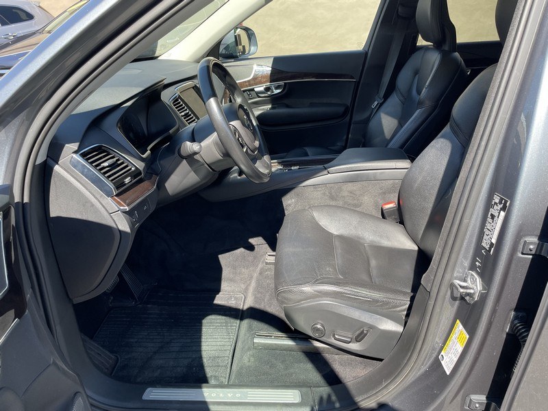 2017 Volvo XC90 T6 AWD 7-Passenger Momentum, available for sale in West Springfield, Massachusetts | Union Street Auto Sales. West Springfield, Massachusetts 2017 Volvo XC90 T6 AWD 7-Passenger Momentum, available for sale in West Springfield, Massachusetts | Union Street Auto Sales. West Springfield, Massachusetts