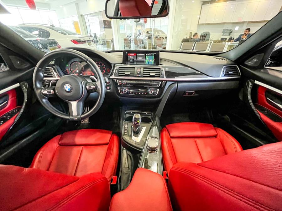 Used BMW 3 Series 330i xDrive Sedan 2018 | Luxury Motor Club. Franklin Square, New York Used BMW 3 Series 330i xDrive Sedan 2018 | Luxury Motor Club. Franklin Square, New York