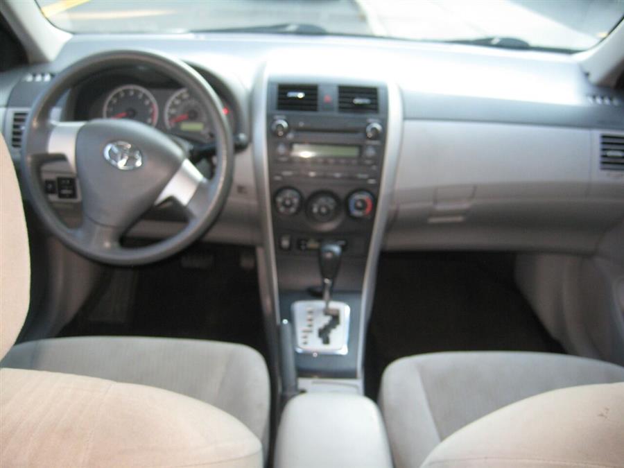 2010 Toyota Corolla LE 4dr Sedan 4A, available for sale in Massapequa, New York | Rite Choice Auto Inc.. Massapequa, New York 2010 Toyota Corolla LE 4dr Sedan 4A, available for sale in Massapequa, New York | Rite Choice Auto Inc.. Massapequa, New York
