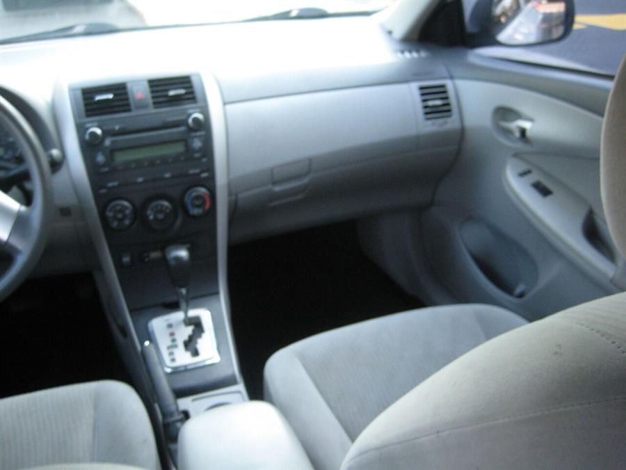 2010 Toyota Corolla LE 4dr Sedan 4A, available for sale in Massapequa, New York | Rite Choice Auto Inc.. Massapequa, New York 2010 Toyota Corolla LE 4dr Sedan 4A, available for sale in Massapequa, New York | Rite Choice Auto Inc.. Massapequa, New York