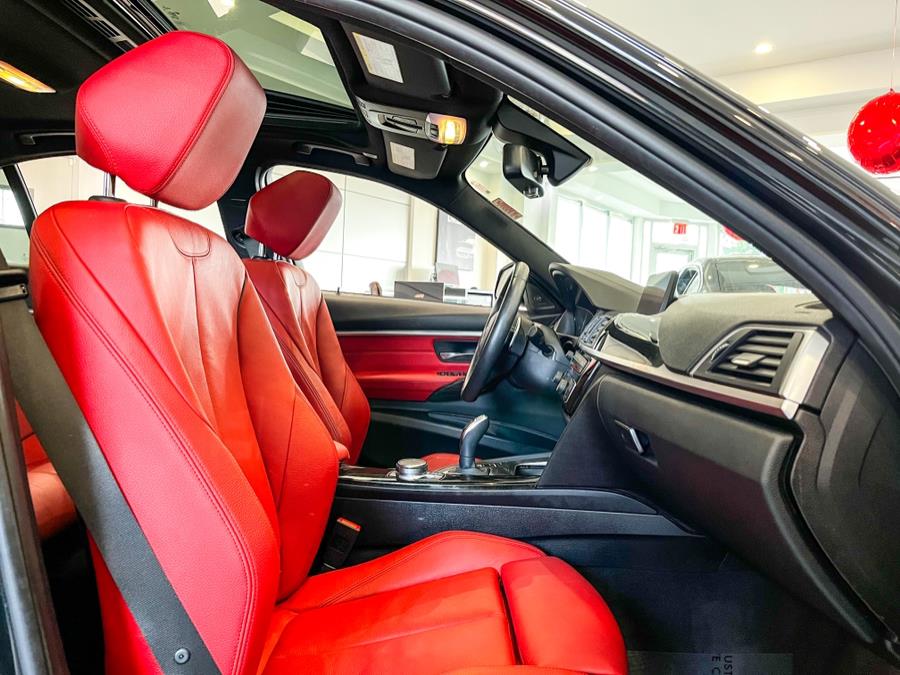 Used BMW 3 Series 330i xDrive Sedan 2018 | Luxury Motor Club. Franklin Square, New York Used BMW 3 Series 330i xDrive Sedan 2018 | Luxury Motor Club. Franklin Square, New York