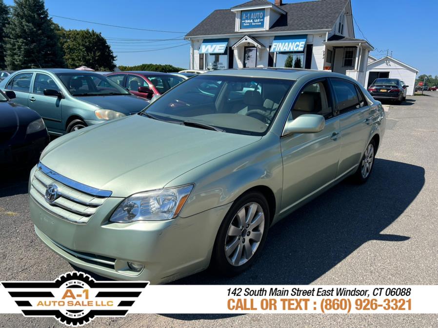 2006 Toyota Avalon 4dr Sdn Limited (Natl), available for sale in East Windsor, Connecticut | A1 Auto Sale LLC. East Windsor, Connecticut