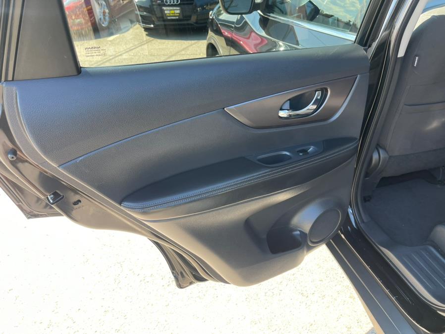 2016 Nissan Rogue AWD 4dr SV, available for sale in South Windsor, Connecticut | Mike And Tony Auto Sales, Inc. South Windsor, Connecticut 2016 Nissan Rogue AWD 4dr SV, available for sale in South Windsor, Connecticut | Mike And Tony Auto Sales, Inc. South Windsor, Connecticut