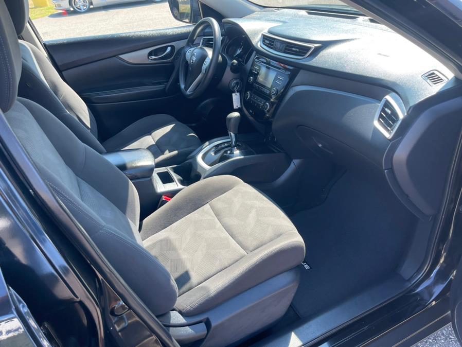 2016 Nissan Rogue AWD 4dr SV, available for sale in South Windsor, Connecticut | Mike And Tony Auto Sales, Inc. South Windsor, Connecticut 2016 Nissan Rogue AWD 4dr SV, available for sale in South Windsor, Connecticut | Mike And Tony Auto Sales, Inc. South Windsor, Connecticut